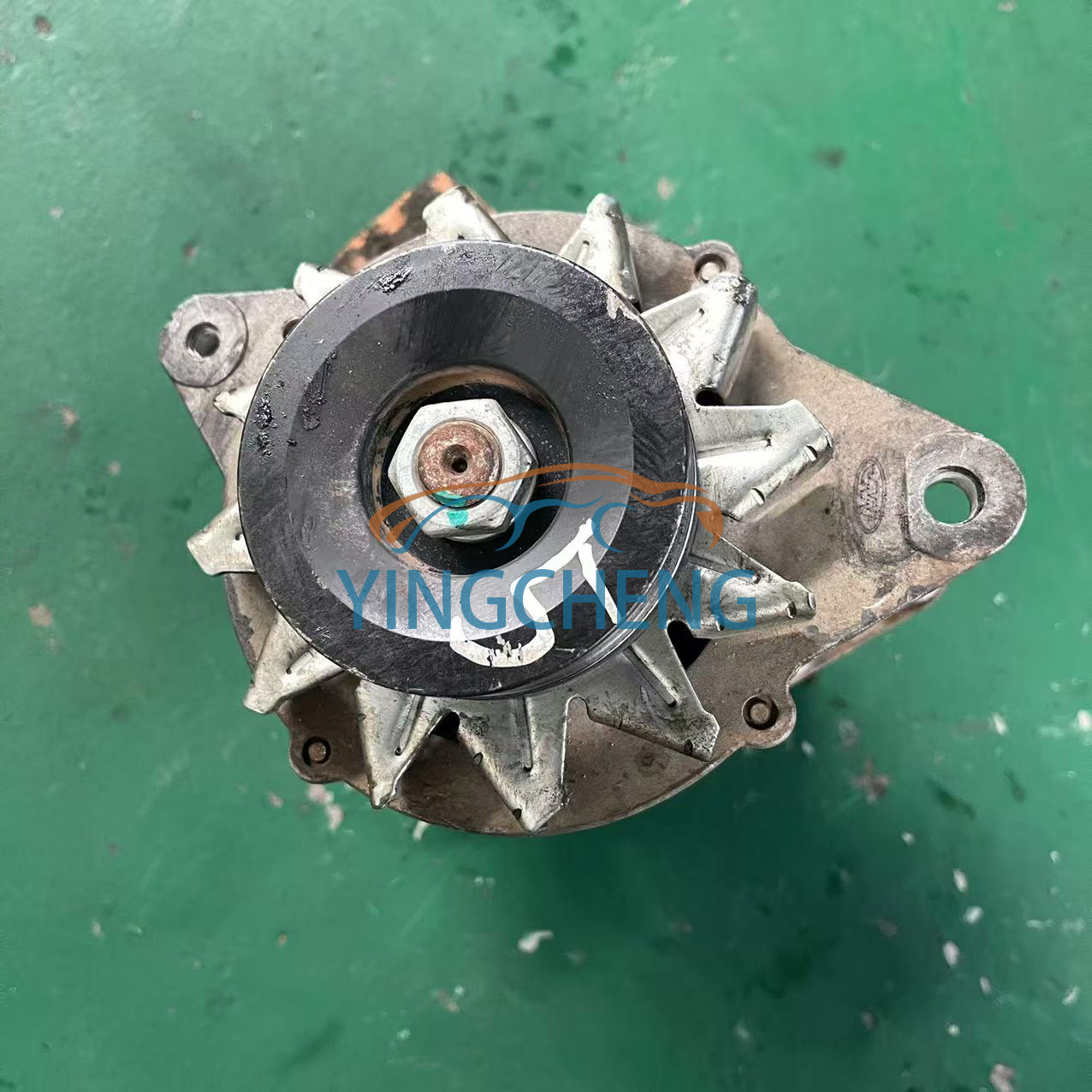 Hot Sale Used Alternator for 4JB1 Diesel Engine 12V 70A