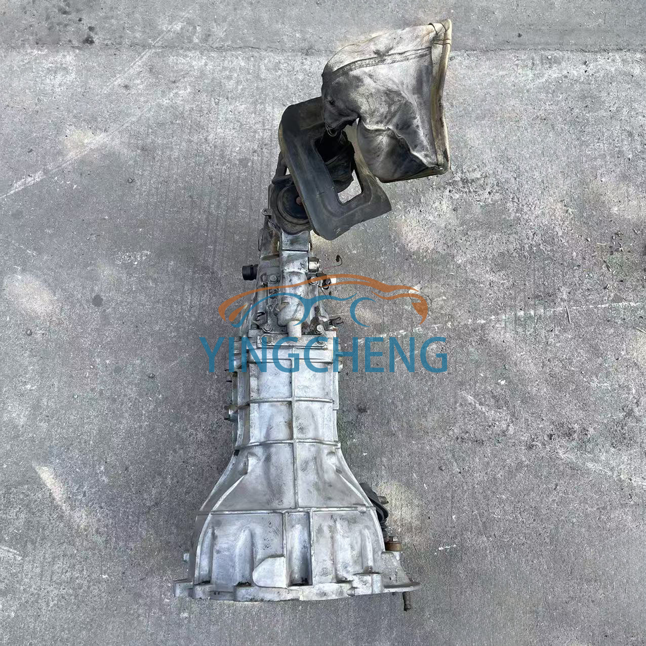 Used 4JB1T 4KH1T 4X2 Manual Gearbox for Isuzu D-max Pickup Truck