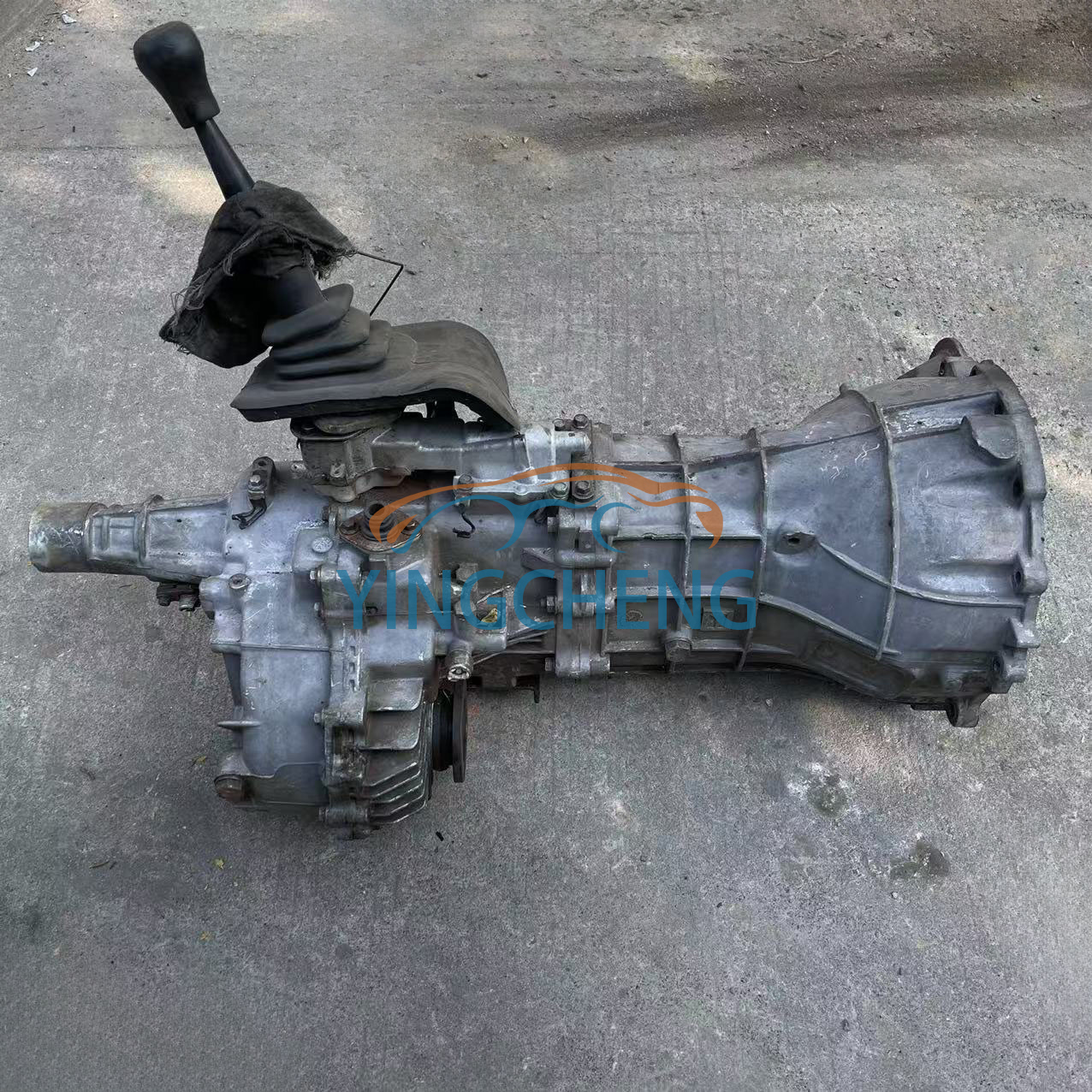 Wholesale Manual Used 4JB1T 4KH1T 4X4 Gearbox for Isuzu in Stock