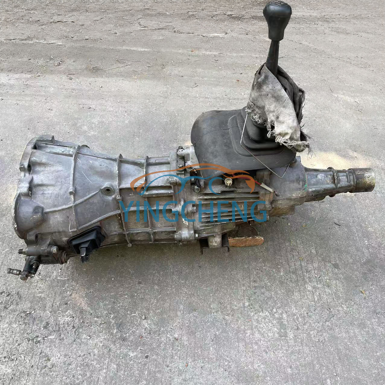 Wholesale Manual Used 4JB1T 4KH1T 4X4 Gearbox for Isuzu in Stock