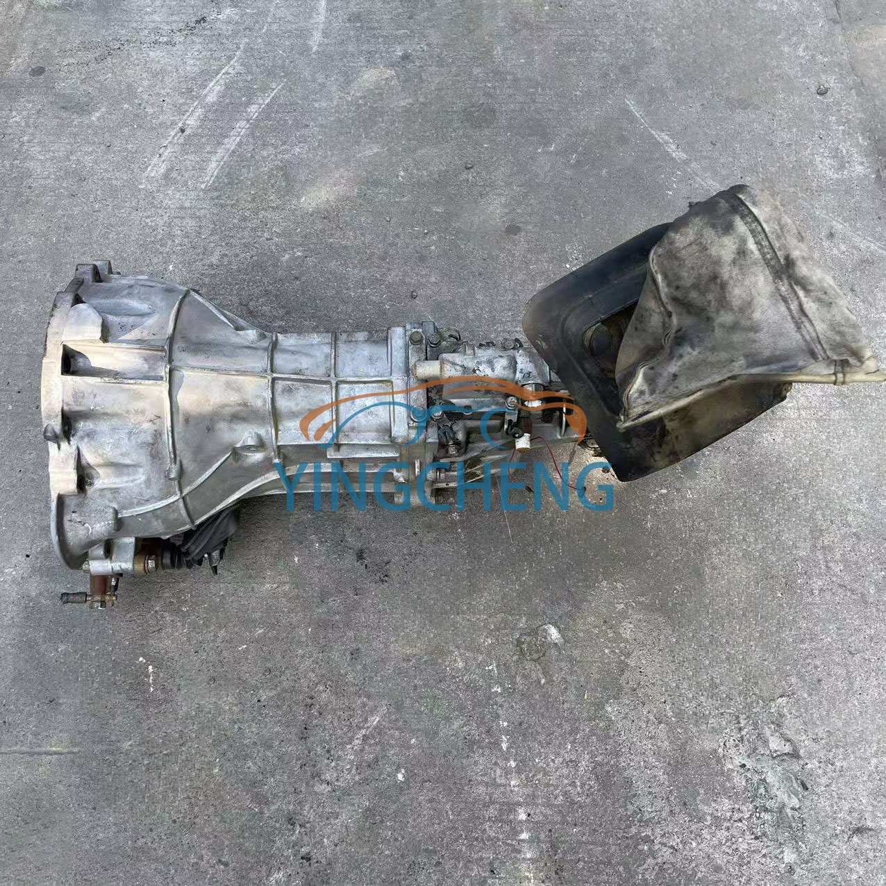 Used 4JB1T 4KH1T 4X2 Manual Gearbox for Isuzu D-max Pickup Truck